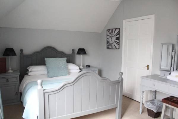 Frasers Battlesbridge Room photo